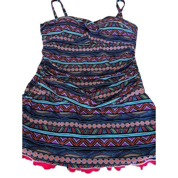 Hilor Women’s Swimsuit SZ 14 Bottom designed with Pink  Ruffles - Picture 1 of 8